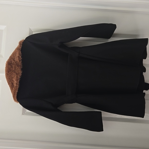 Stylish Black Kids Coat with Brown Collar, NWOT, 5T - Picture 8 of 8